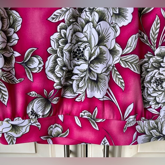 Worthington pink top, sleeveless with floral design. Large. - Picture 4 of 6